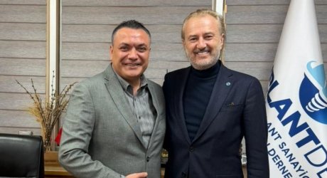 İTO Yönetim Kurulu Üyesi Münir Üstün’den İMPLANTDER’e Ziyaret