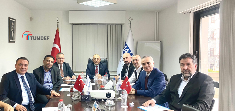 İMPLANTDER  TÜMDEF ÇATISI ALTINDA